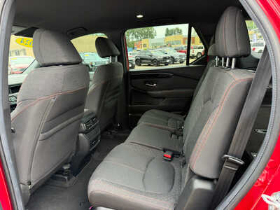 2024 Honda Pilot, $35649. Photo 8