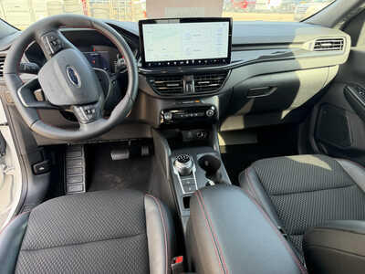 2025 Ford Escape, $23500. Photo 8