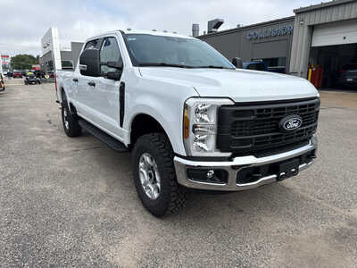 2027 Ford F350 Crew Cab, $60482. Photo 2