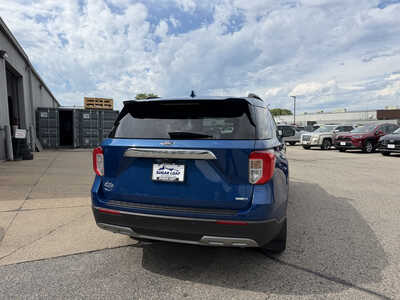 2020 Ford Explorer, $21649. Photo 5