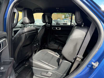 2020 Ford Explorer, $21649. Photo 8