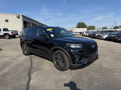 2025 Ford Explorer, $49995. Photo 3