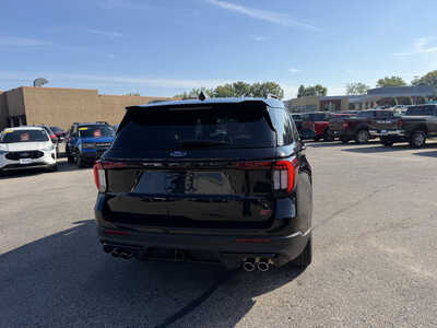 2025 Ford Explorer, $49995. Photo 5