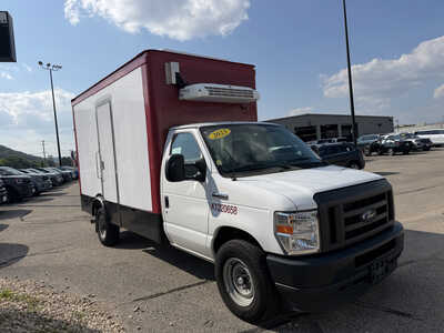 2023 Ford Econoline, $36995. Photo 2