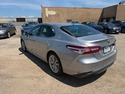 2019 Toyota Camry, $15349. Photo 4