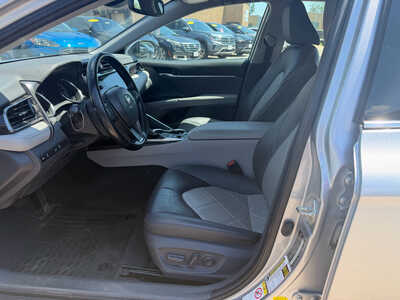 2019 Toyota Camry, $15349. Photo 5
