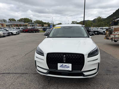 2025 Lincoln Corsair, $39150. Photo 2