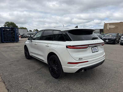 2025 Lincoln Corsair, $39150. Photo 6