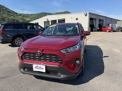 2019 Toyota RAV4, $28649. Photo 2