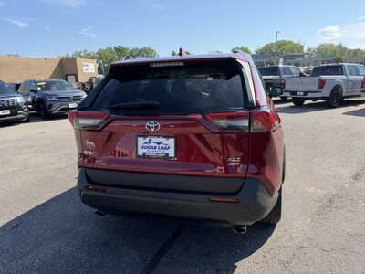 2019 Toyota RAV4, $28649. Photo 5