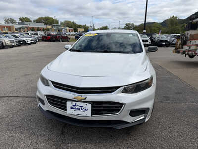 2016 Chevrolet Malibu, $9649. Photo 2