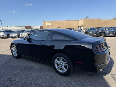 2014 Ford Mustang, $13150. Photo 6