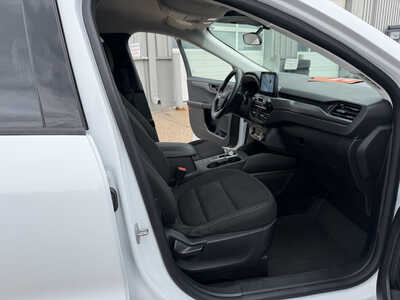 2024 Ford Escape, $24649. Photo 9