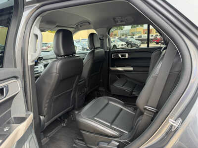 2024 Ford Explorer, $33649. Photo 8