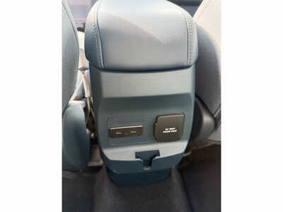 2025 Ford Maverick, $29649. Photo 10