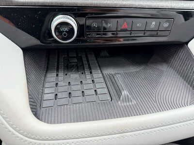 2025 Ford Explorer, $46150. Photo 12