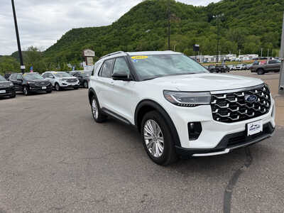 2025 Ford Explorer, $46150. Photo 2