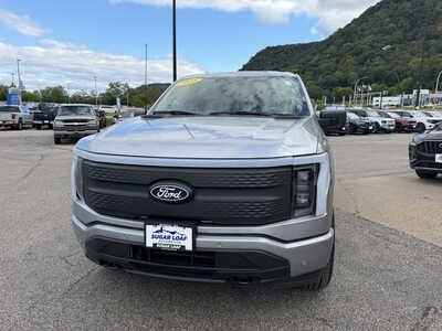 2025 Ford F150 Crew Cab, $52649. Photo 2