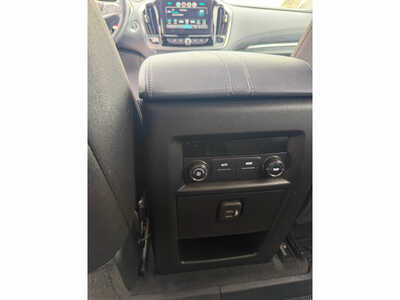 2019 Chevrolet Traverse, $13649. Photo 12