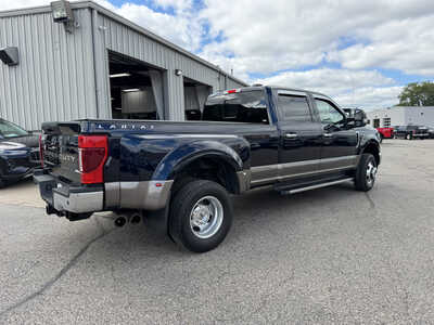 2021 Ford F350 Crew Cab, $58150. Photo 4