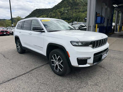 2024 Jeep Grand Cherokee L, $35150. Photo 2