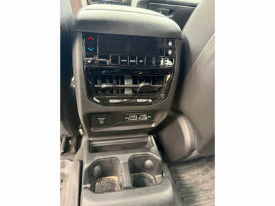 2024 Jeep Grand Cherokee L, $35150. Photo 7