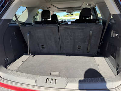 2023 Ford Explorer, $28649. Photo 11