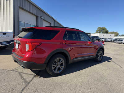 2023 Ford Explorer, $28649. Photo 4