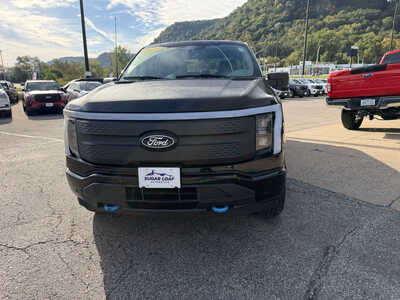2025 Ford F150 Crew Cab, $53389. Photo 2