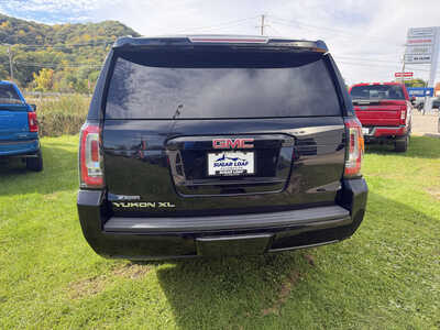 2015 GMC Yukon XL, $18649. Photo 4