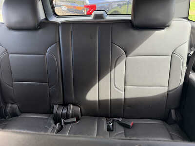 2015 GMC Yukon XL, $18649. Photo 8