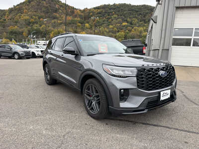 2025 Ford Explorer, $40995. Photo 3
