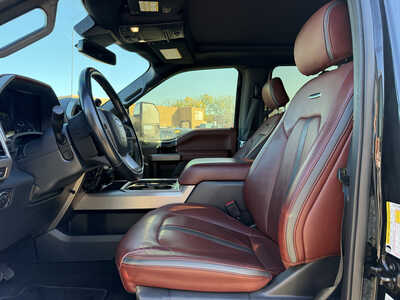 2022 Ford F250 Crew Cab, $65649. Photo 6