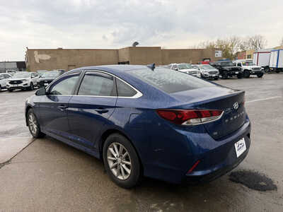 2018 Hyundai Sonata, $14500. Photo 5