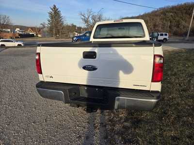 2014 Ford F250 Reg Cab, $15900. Photo 6