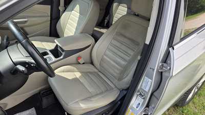 2017 Ford Escape, $5500. Photo 8