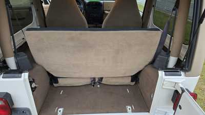 2002 Jeep Wrangler, $10500. Photo 8