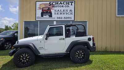 2013 Jeep Wrangler, $13333. Photo 1