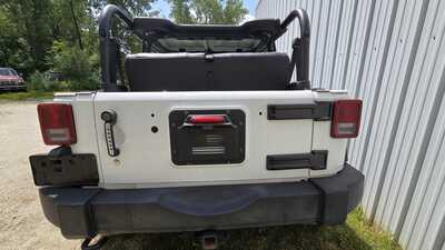 2013 Jeep Wrangler, $13333. Photo 3