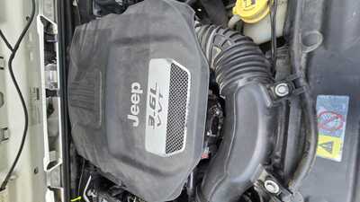 2013 Jeep Wrangler, $13333. Photo 10