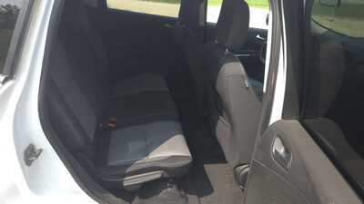 2019 Ford Escape, $7995. Photo 8