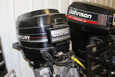 1988 Mercury 35HP remote steering, $985. Photo 1