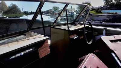 1982 Lund TYEE 5.3, $995. Photo 2