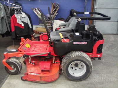 2019 Gravely Pro Turn 60 GRAVELY, $5685. Photo 1