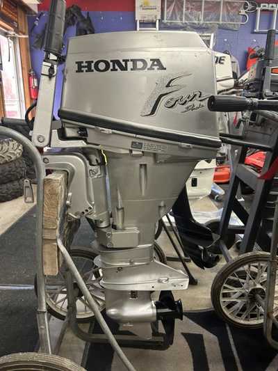 1998 Honda FOUR STROKE, $1295. Photo 1
