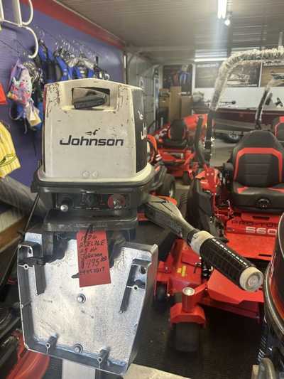 1976 Johnson 25EL76E, $495. Photo 2