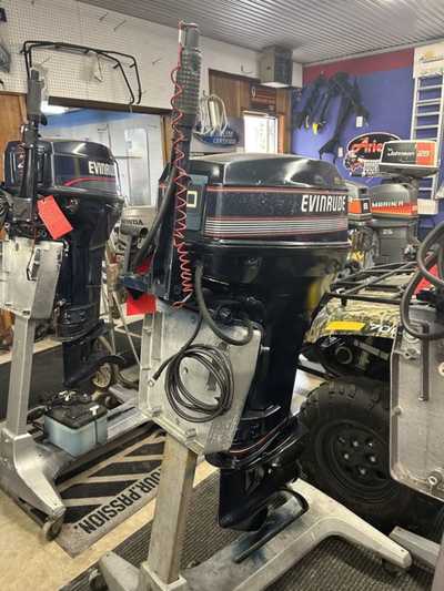 1989 Evinrude ELECTRIC START, $1695. Photo 1