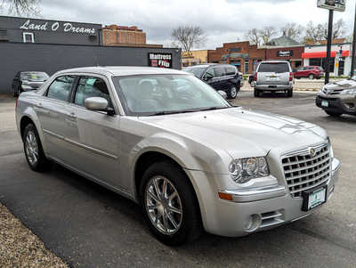 2008 Chrysler 300, $10900. Photo 6