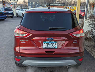 2014 Ford Escape, $7900. Photo 4