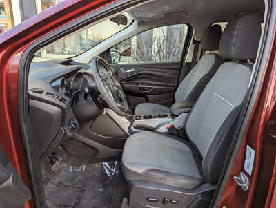 2014 Ford Escape, $7900. Photo 8